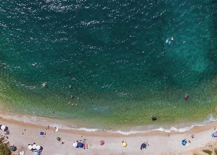 Apartment Awesome In With Kitchen