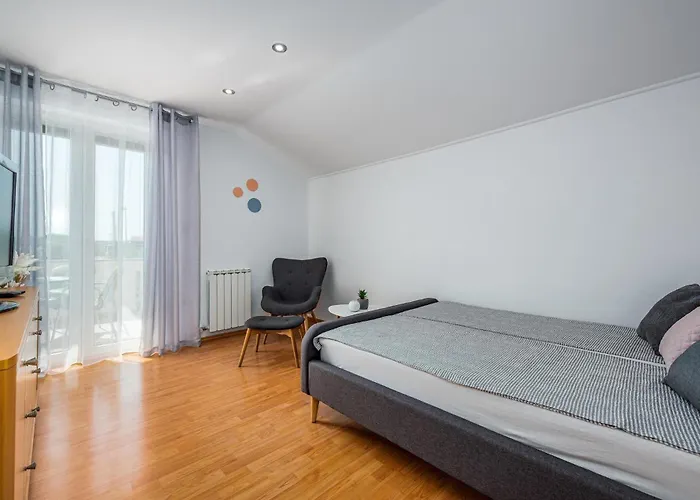 Awesome In With Kitchen *